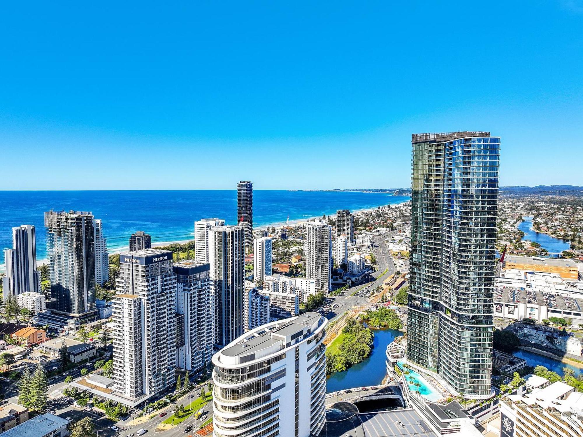 Luxury S Casino Residences Broadbeach - Holiday Paradise Guldkusten Exteriör bild